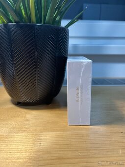 Airpods gen 3 - 3