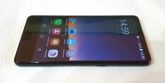 Predám  bez rámikový-smartphone 5,2″ UHANS Mx - - 3