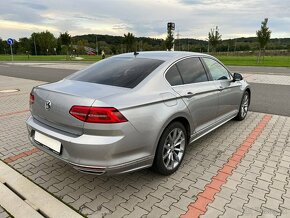 Volkswagen Passat 2.0 TDi R-line DSG Full LED ČR - 3