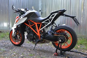 KTM 1290 SUPER DUKE R - 3