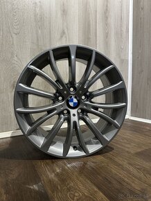 BMW 5 - F10, F11 - 4x zánovní orig. ALU 5x120 R18 - 3