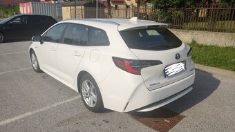 Toyota Corolla combi 1.8 hybrid - 3