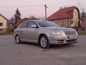 Toyota avensis 2.2 110kw - 3