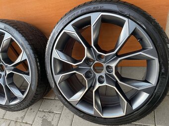 EXTREME GRAU  orig.skoda225 35 R19 5x112  7,5j x19 ET 51 VW  - 3