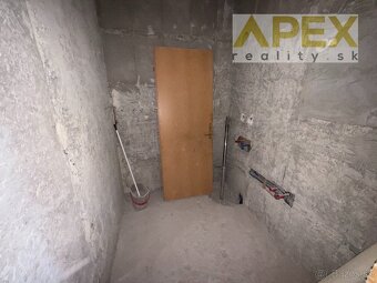 Exkluzívne APEX reality 3i. s loggiou 78 m2, Nitrianska ul. - 3