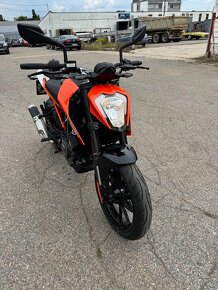 2017 KTM DUKE 250 ABS prodej na ND, naj. 7 km - 3