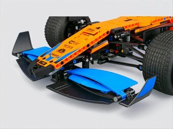 Stavebnica McLaren Formula 1™ – kompatibilná s LEGO® 42141 - 3