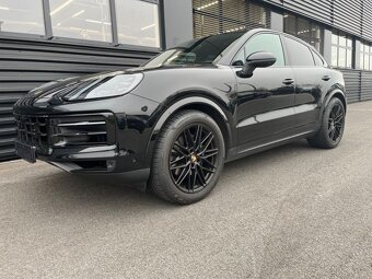 Porsche Cayenne Coupe - 3