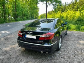 HYUNDAI GENESIS 3.8 GDi V6 - 3