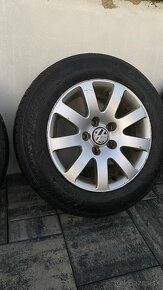 Zimna sada - vw hlnikove disky s 195/65 R15 rozteč 5x112 - 3