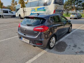 Kia Cee'd 1.4 CVVT Zlatá edícia  64 tis. km 2017 - 3