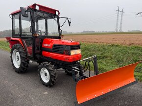 Japonský traktor KUBOTA GL 22 Diesel  3 válec, 22HP - 3