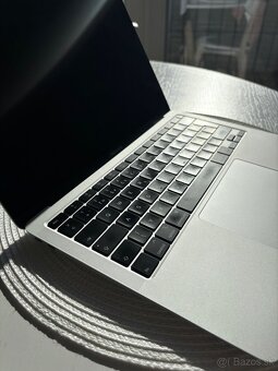 MacBook Air 2020 i3 256gb - 3