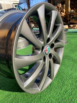 ALU KOLA ALFA ROMEO GIULIETTA 5X110 R17 - 3