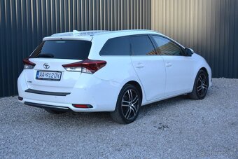 Toyota Auris Touring Sports 1.6 Benzín SR pôvod Top Stav - 3