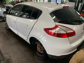 Rozpredam Renault Megane III 1.2 HB TCE turbo - 3