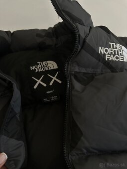 The North Face x Kaws 700 - 3