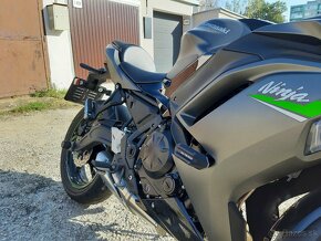 Kawasaki Ninja 650 MY2023 - 3