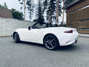 Mazda MX-5 ND 2.0 Skyactiv-G160 Revolution - 3