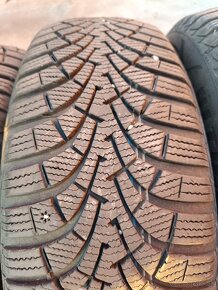 205/60R16 92H Goodyear zimná - 3