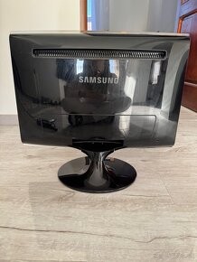 Predám monitor SAMSUNG T220 (LS22TWHSUV/EN - 3