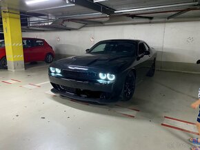 Dodge Challenger 5.7 Hemi Super Track Pack - 3