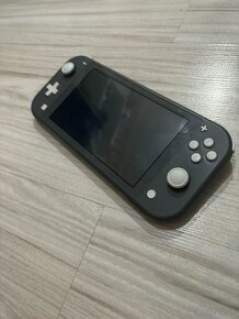 Nintendo switch - 3