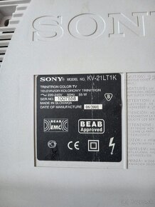 Sony Trinitron KV-21LT1K (vhodný na retro gaming) - 3