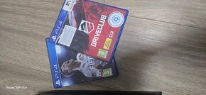 Playstation 4 1TB - 3