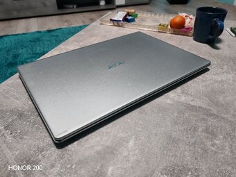 cca ročný Acer Aspire - 3