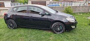 Opel Astra J 1.7 CDTI 81kW - 3