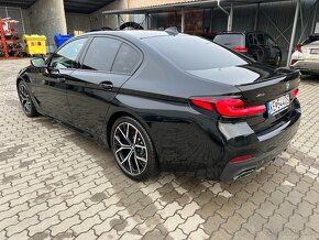 BMW 540i XDrive - 3