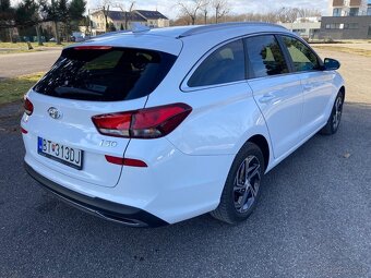 Hyundai i30 CW 1.5 i Family - 3