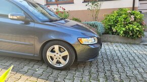 Volvo S40 2.0d  Kinetic ročník 2008  110 kw - 3