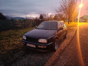 Predám vw golf 3, golf mk3 1,6 55kw - 3