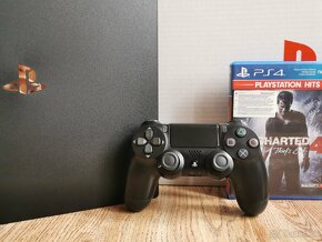 PS4 PRO 1TB - 3