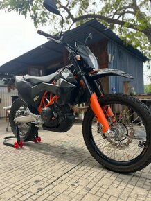 KTM 690 ENDURO R - 3