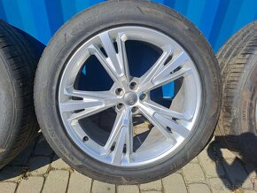 Zánovní letni sada Audi Q7 Q8 - 5x112 R21 / 285/45/21 - 3