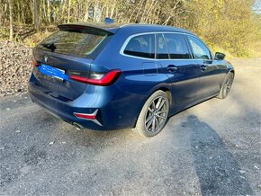 BMW 320d xDrive Touring - 3