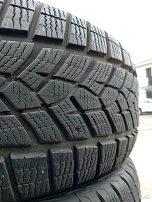 215/60R17 Zimné pneumatiky GoodYear - 3