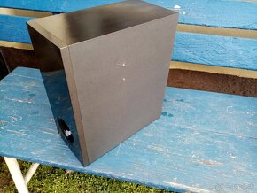 Subwoofer-reproduktor ..... - - 3