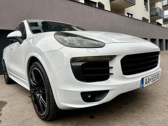 Porsche Cayenne 3.0d FL GTS Packet Platinum Edition - 3