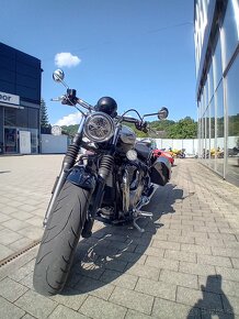 Triumph Bonneville Speedmaster - 3