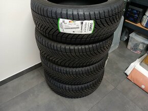 Nové celoročné pneumatiky 235/55 R19 - 3