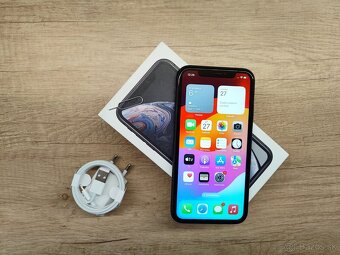 iPhone XR black - super stav + stále v záruke - 3