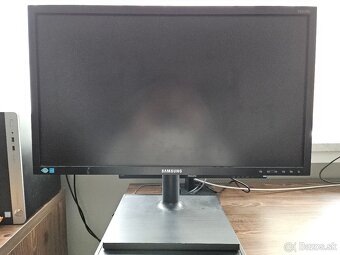 24" Full HD TN monitor Samsung S24C450BL - 3