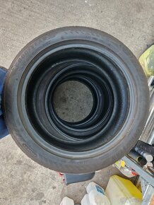 245/45R18 - 3