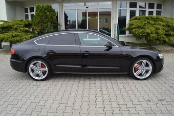 AUDI A5 B8 2.0 TFSI 3X S LINE, KOŽA, NAVI, FÓLIE, BIXENÓNY - 3