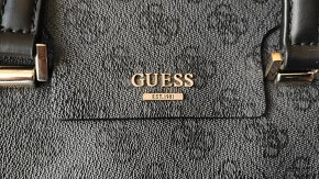 Tšedá kabelka GUESS - originál - 3