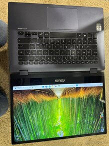 ASUS Vivobook Flip TP412F. dotykový displej - 3